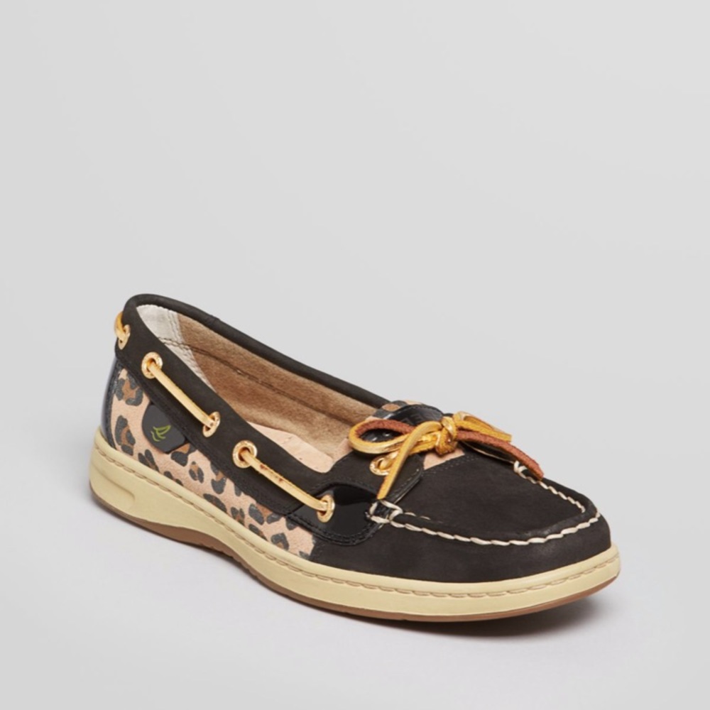Leopard/Navy Sperry top sliders